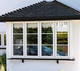 Flush Sash uPVC Window System for Arts & Crafts Style Home Renovation