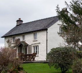 Timber Effect PVCu Windows with Wood Style Cream Finish and Cottage Bar